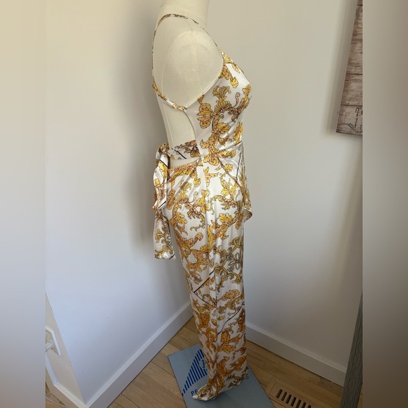 Gold and White Silk Maxi Dress - Picture 2 of 6